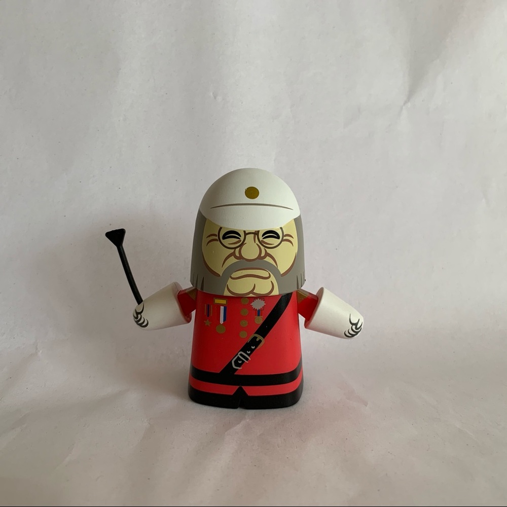 Adventurer’s Club Vinylmation